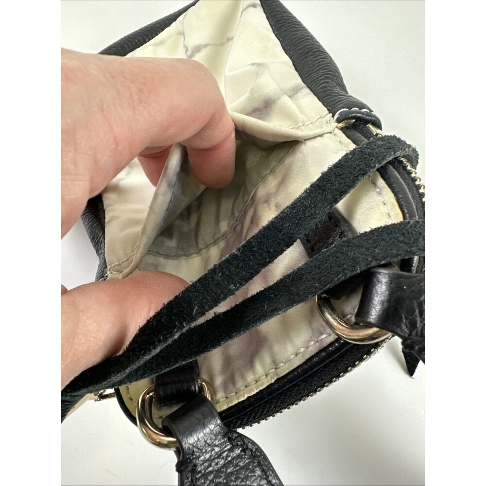Aimee Kestenberg "Just Saying" Crossbody Marble Print And Black Cosmetic Bag Zip - Picture 7 of 16